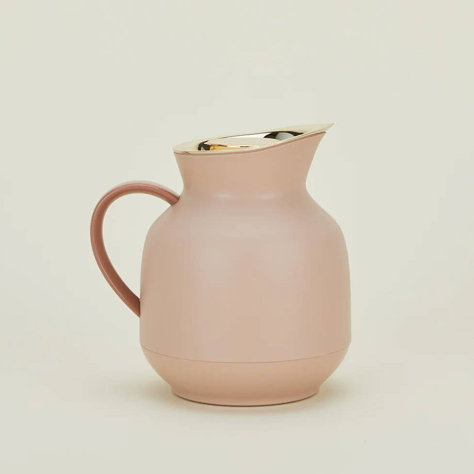 Stelton Amphora Vacuum Tea Jug in Soft Peach