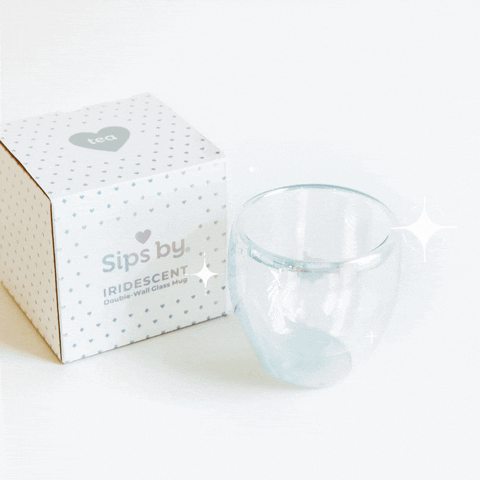 Iridescent glass mug with box