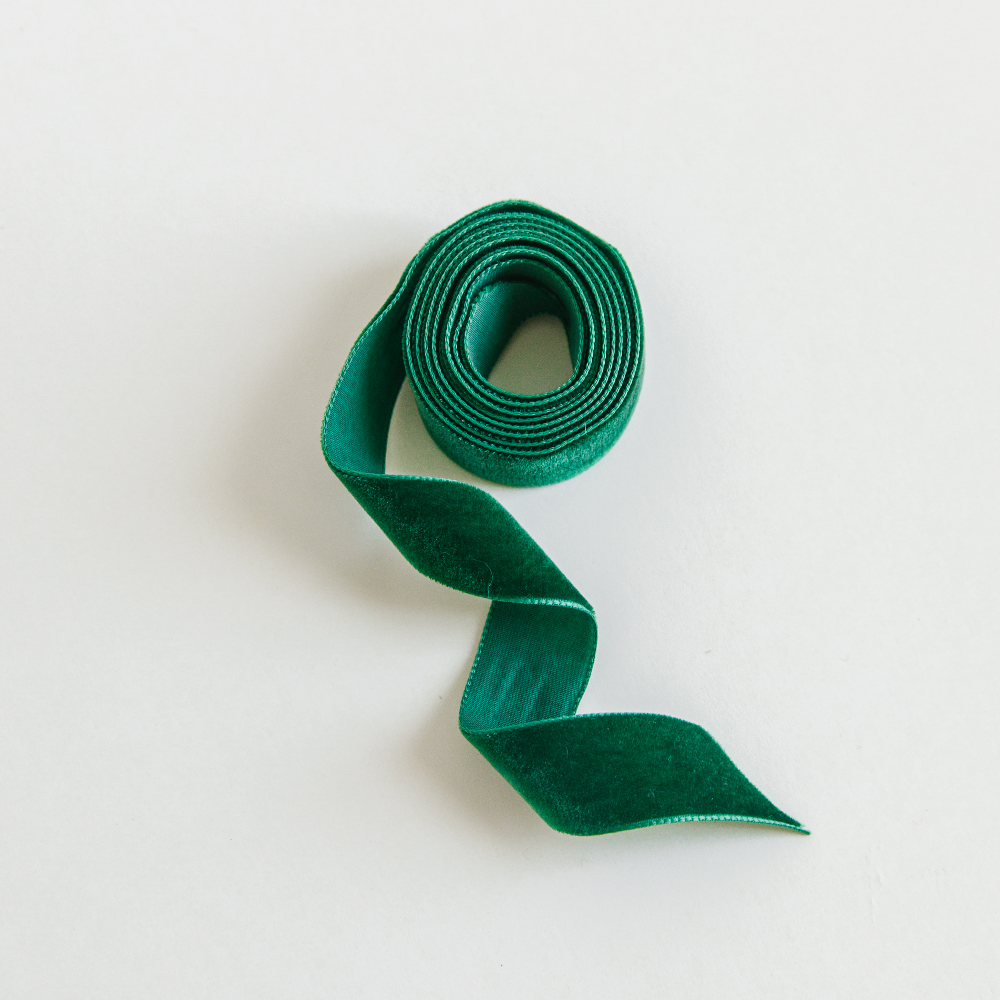 DIY Velvet Gift Ribbon